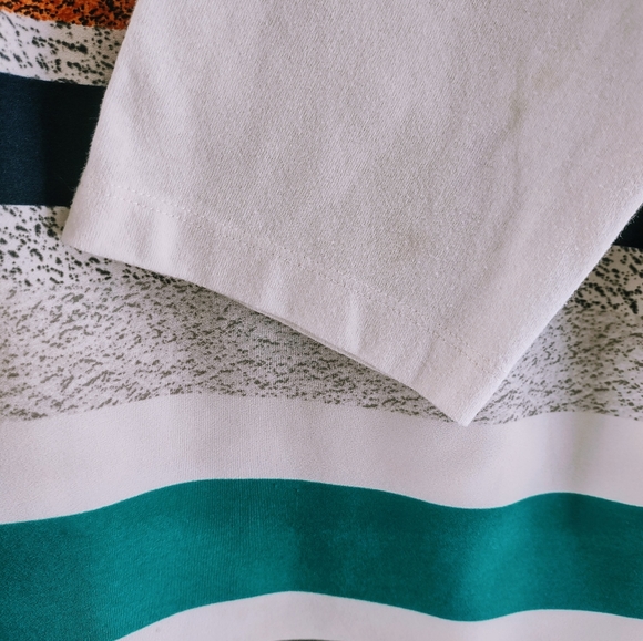 VAN HEUSEN LARGE PULLOVER V-NECK - Picture 5 of 7